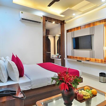 Hotel Star Villa - Budget Friendly Új-Delhi Kültér fotó