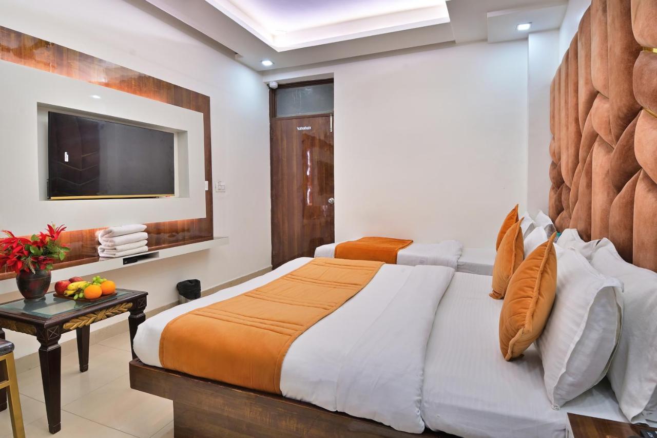 Hotel Star Villa - Budget Friendly Új-Delhi Kültér fotó