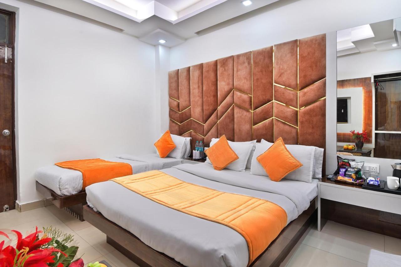 Hotel Star Villa - Budget Friendly Új-Delhi Kültér fotó
