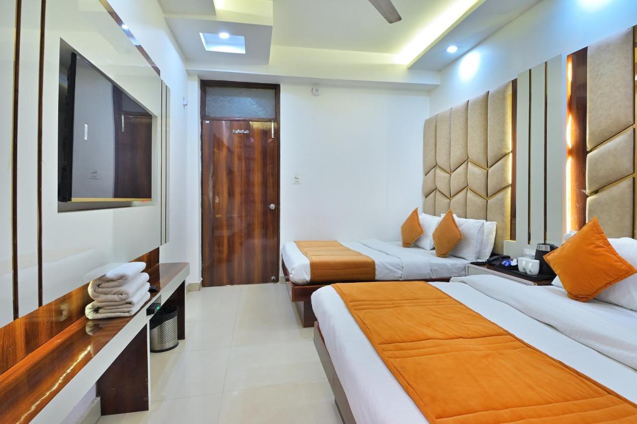 Hotel Star Villa - Budget Friendly Új-Delhi Kültér fotó