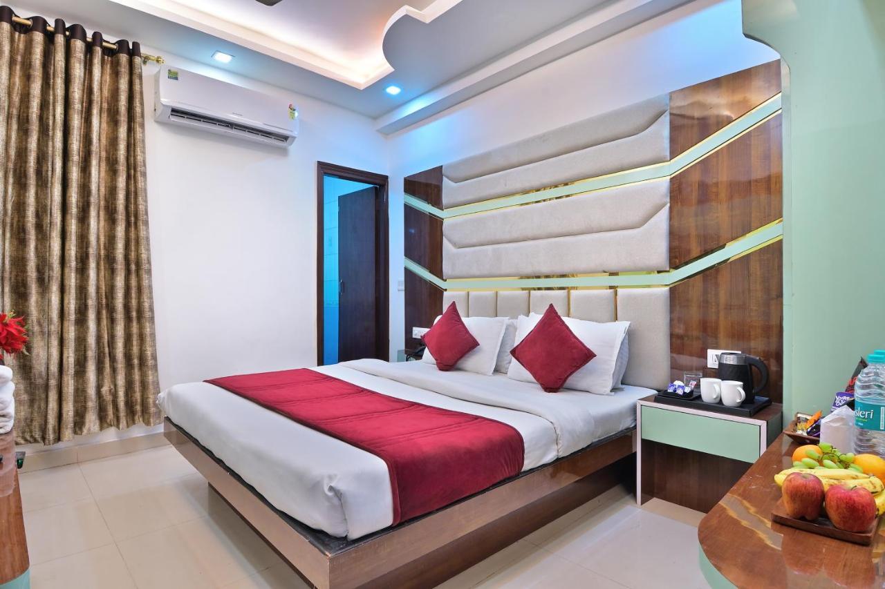 Hotel Star Villa - Budget Friendly Új-Delhi Kültér fotó