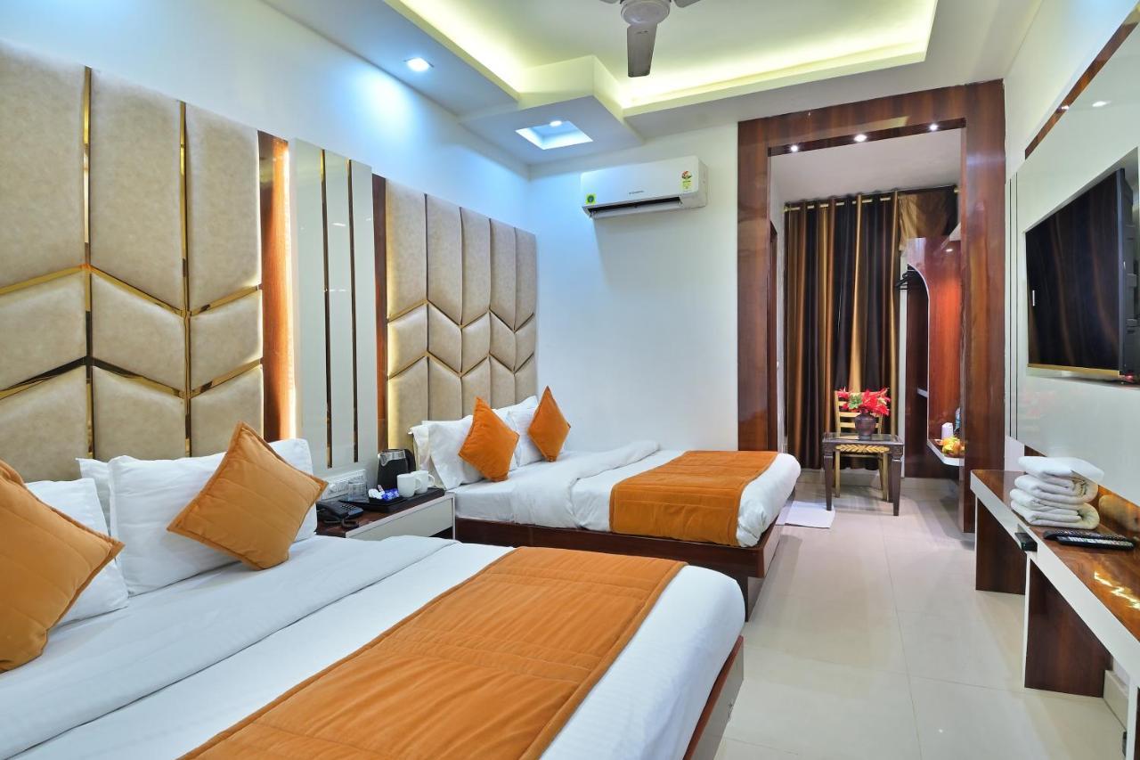 Hotel Star Villa - Budget Friendly Új-Delhi Kültér fotó