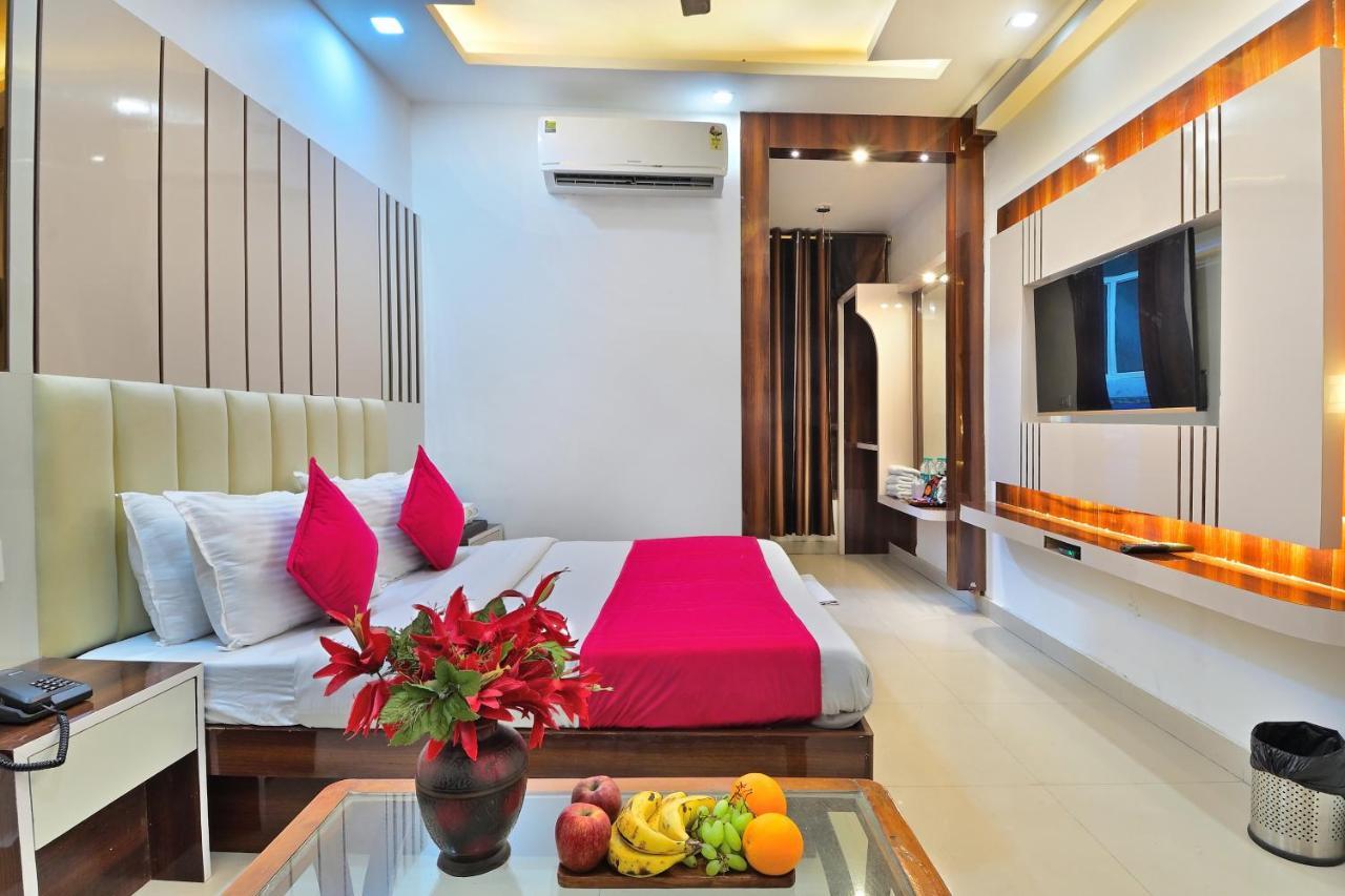 Hotel Star Villa - Budget Friendly Új-Delhi Kültér fotó