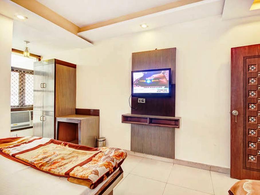 Hotel Star Villa - Budget Friendly Új-Delhi Kültér fotó